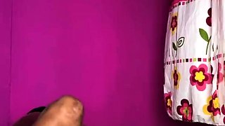 pide dormirse conmigo y termina llenándome de semen