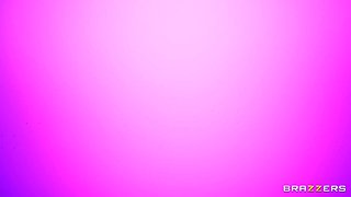 In Love with Knox's Knockers part 2: Van Wylde nails Busty Oiled Up Latina Ella Knox