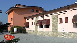 Erotic room-puntata speciale parte two