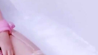 Tight Binding and Bathtub Temptation