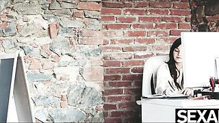 Max Dior & Elena Vega Mommy’s Tight Pussy Gets Wrecked