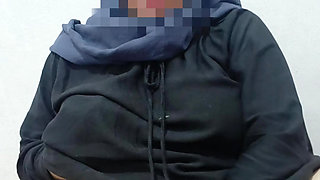 beautiful sister wearing a hijab