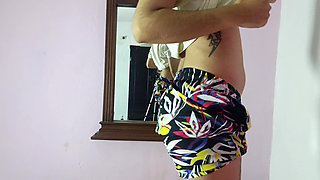 Do you want to see my juicy pussy I'm horny!!