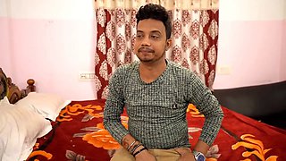 Saw Bhabhi changing clothes at home and brother-in-law convinced Bhabhi and had sex with her in a hotel (Simran)