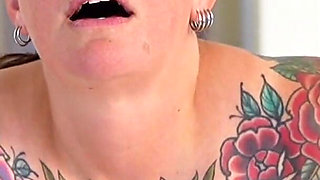 Carrie Capri Gets Fucked Doggie Style by Fucking Machine and Cums Hard!