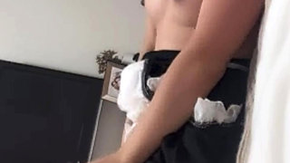 Japanese girl dressed as a maid from Live Jasmine