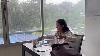 STUDENT HIS TEACHER IN THE CLASSROOM! ANECDOTE? I MY TEACHER MARA!