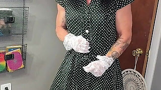 Kandys 1950s Housewife Blowjob