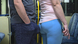 Almost Seen by Bus Driver When Stranger Girl Give Me a Handjob