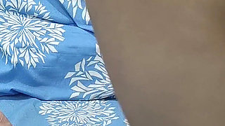 On the Day of Raksha Bandhan, My Stepbrother Took Away the Heat of My Pussy in Hindi