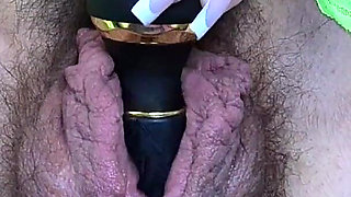 MILF Big Labia Extreme Pussy Pump