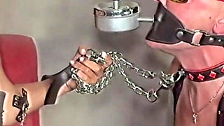 Slave, Lighten My Sigare