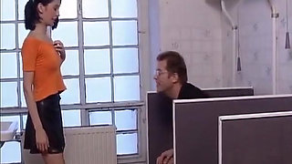 Ultra-slim Teen Gets Lost on Men's Toilet