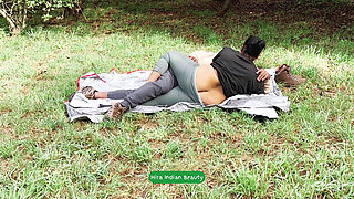 Daring Indian MILF Hira Outdoor Romance with Naked Ass Pressing, Cuddling Love Making