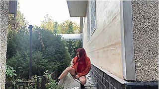 7 Days, 7 Piss Spots Redhead Schoolgirls Wet Little Secret