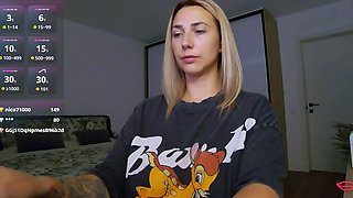 Blonde Teen Solo Masturbation