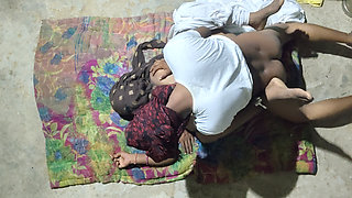 Indian desi sex doesn't like the load of 20-year-old boys I want a big part of Grandpa.