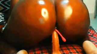 Oiled BBW Riding