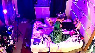 Amateur milf homemade threesome