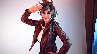 Brunette Solo Webcam Masturbation