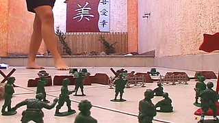 Foot Fetish with Toy Soldier - Extreme Sexy Feets