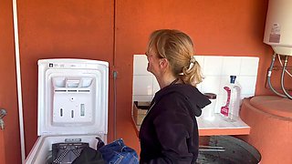 WASHING MACHINE ROOM - THE NEIGHBOUR SUCKS COCK AND I CUM IN HER