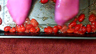 Gay, cd, for wet nylon feet and food lovers.