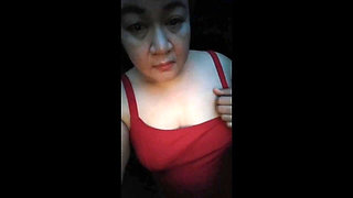 Sexy Molly Play with Pussy in Jungle