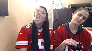 Smoking out my lesbian gf