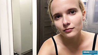 Watch pin-up lover's xxx