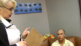 Blond BBW lady milk him hard with her big tits