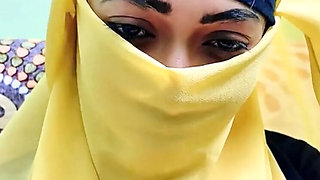Sexy Indian Aunty Riya Chowdhury Needs Hard Anal Fucking