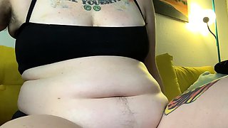 Sexy hottie Anetta Keys enjoys a solo toy masturbation