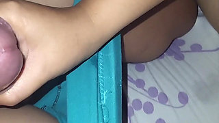 Sarap na sarap si pare sa blowjob ko