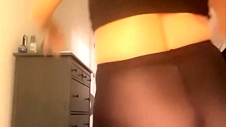 Big cock solo jerking on webcam