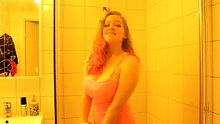 Amateur super hot brunette masturbating 3 mp4