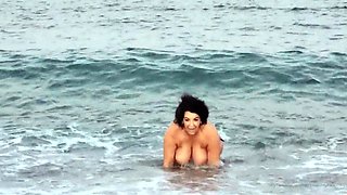 big boobs girl busty webcam nice