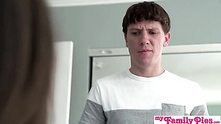 Blowjob video with radiant Rion King and Maya Woulfe from My Family Pies
