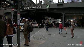 Big bootie blonde anal sex nailed in public