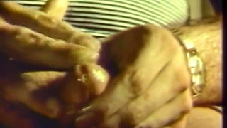 Black and white pussy licking in the bedroom