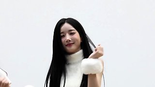 Glamour amateur striptease