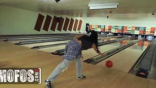 Babe Gaby Ortega Put On a Public Show Right in the Bowling Alley