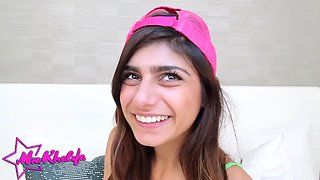 Mia Khalifa - Mia Khalifa gets her vulva spread & her boobie covered in jizz in a wild fuck sesh