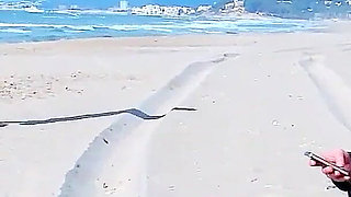 Stranger guy talks to skinny MILF Zaza La Coquine and fucks her on the beach