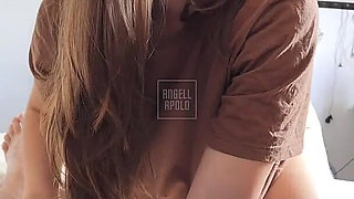 Big Ass Girlfriend Sucks Yummy While Rolling on Her 28 Cm Toy