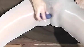 Playing Hard and Squirting Thru My New Seamless Pantyhose