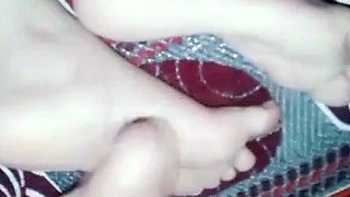 Arab Girl's Hot Milk and Feet Webcam Show