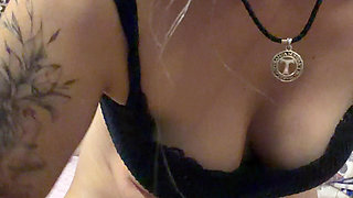 I'm a Blonde Showing off My Naked Body and Making You Excited!