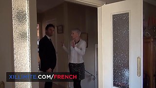 Short-Haired Milf Wrecked by Cumshot in Kitchen