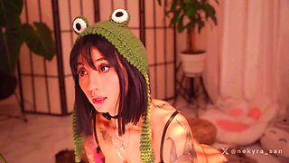 Kinky webcam girl amazing video